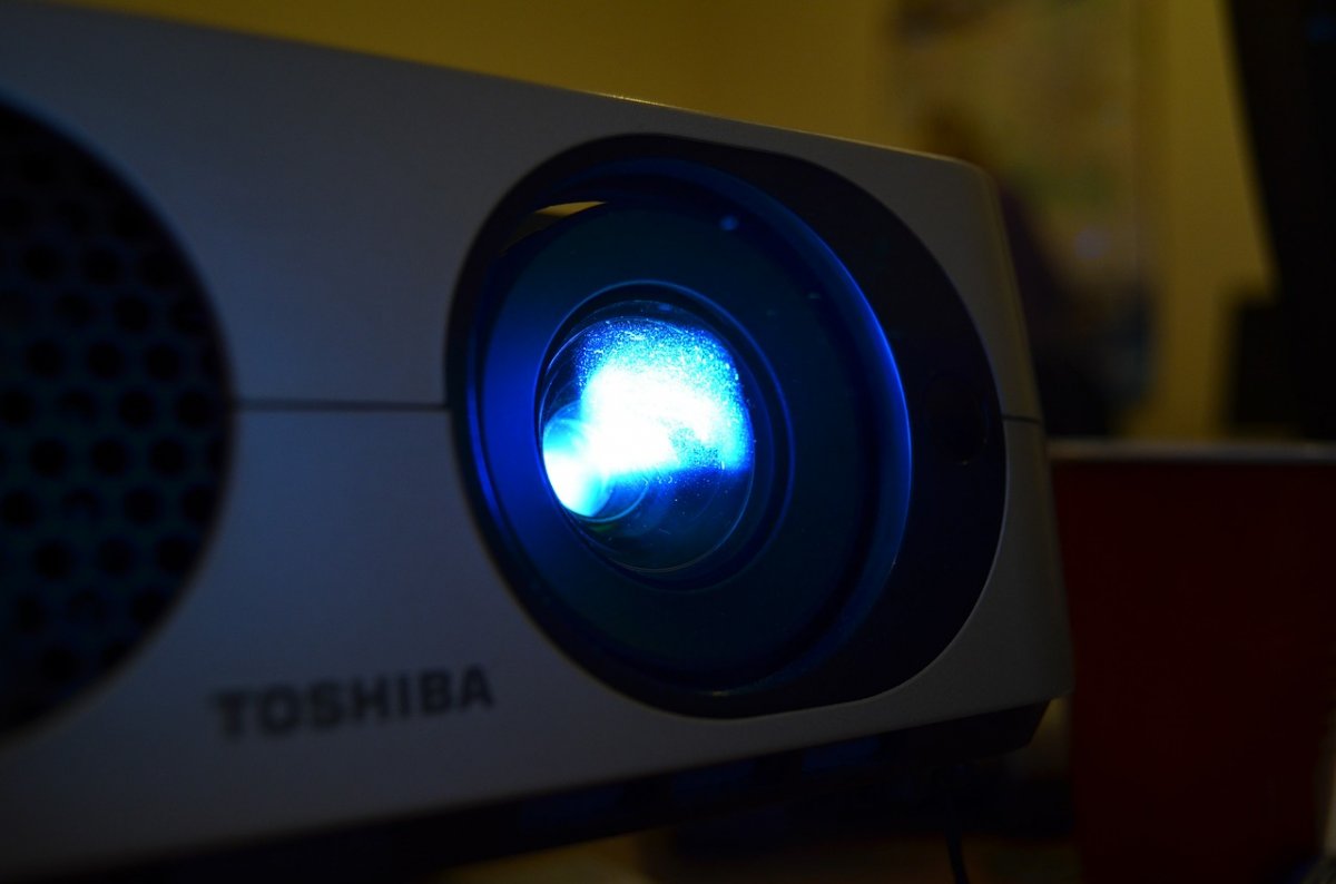 LEDプロジェクター