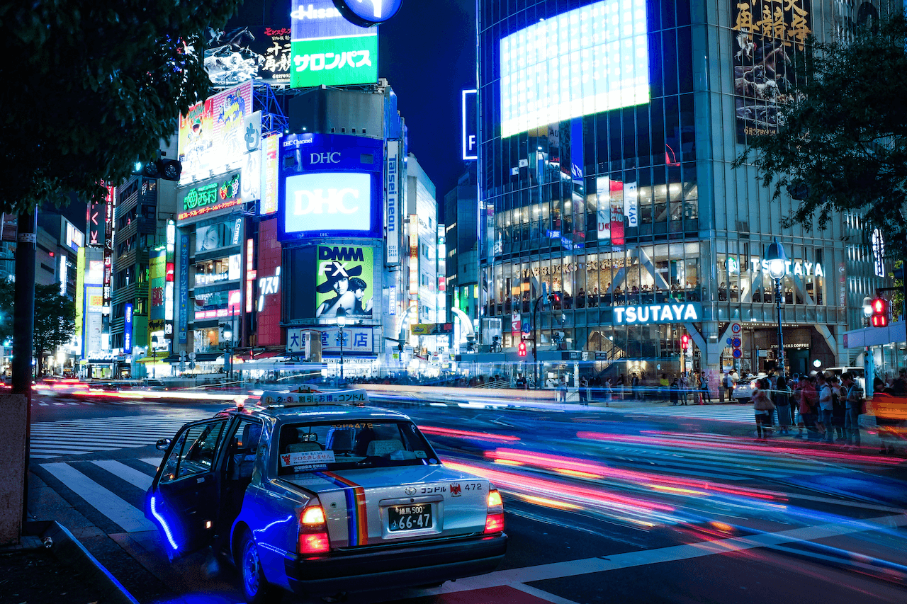 液晶ディスプレイの仕組みから分かるLEDビジョンとの違いとは?