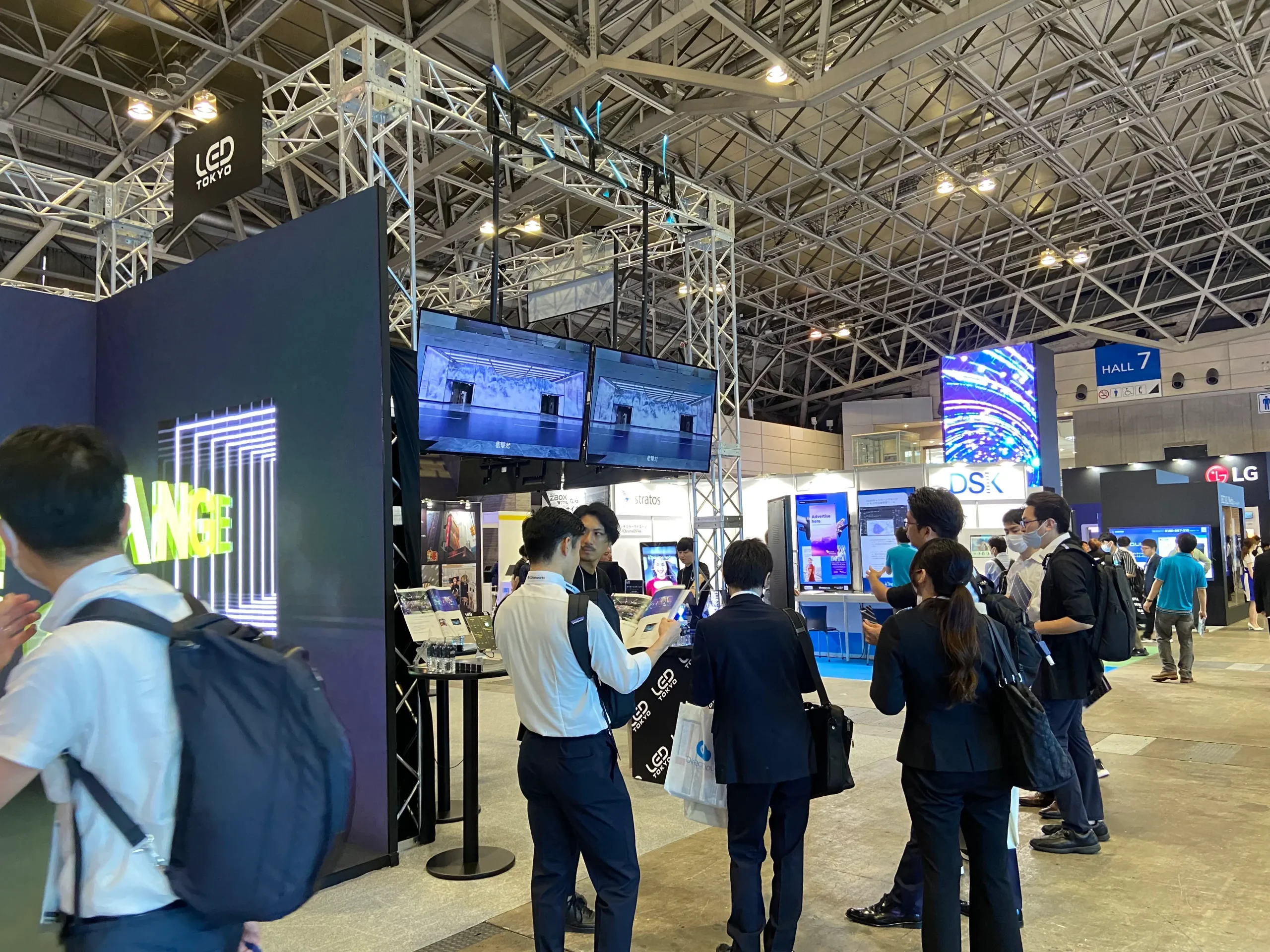 LEDTOKYOブースの様子