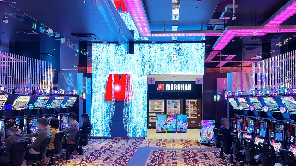 マルハン苫小牧LED3