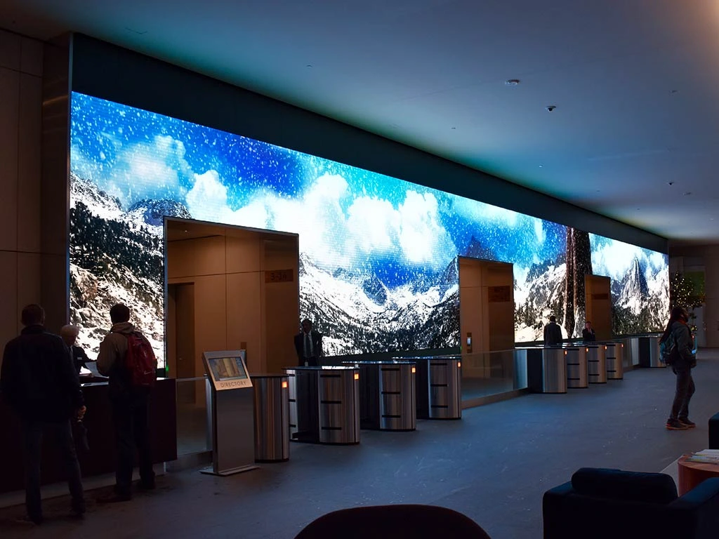 salesforce本社ロビーのLEDビジョン