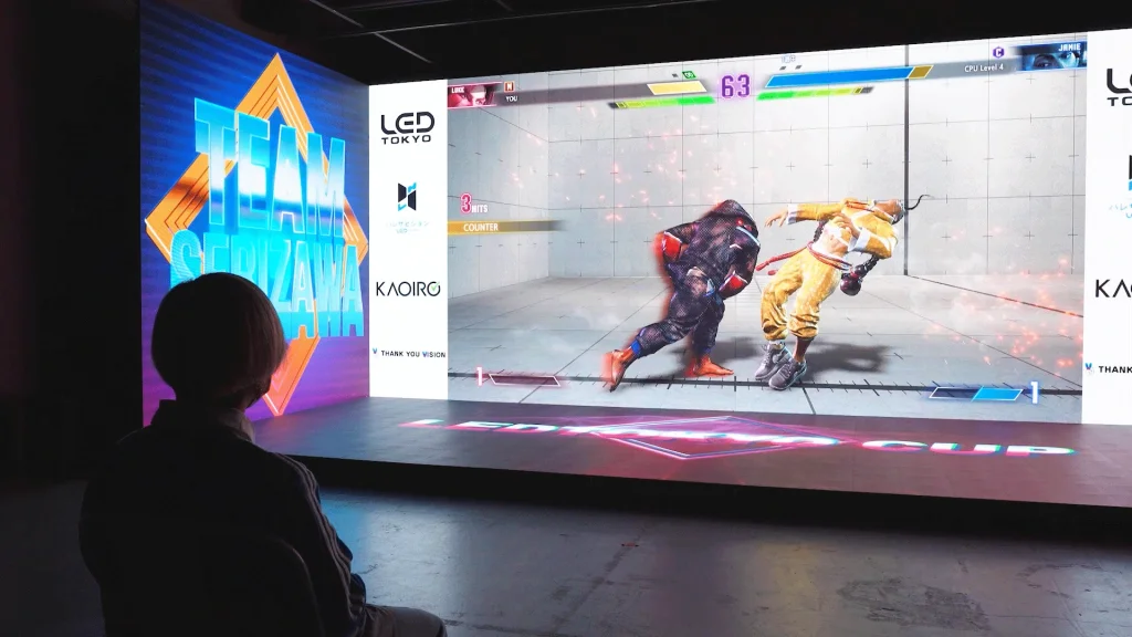 YOKOHAMA STUDIOのLEDビジョンにゲーム映像を放映している画像2枚目