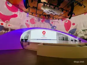 大阪万博閉会式_LED3