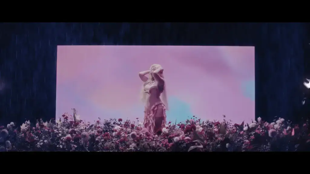 「Like a Flower」MV撮影 / LANA